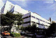 東京都立墨東病院の外観写真